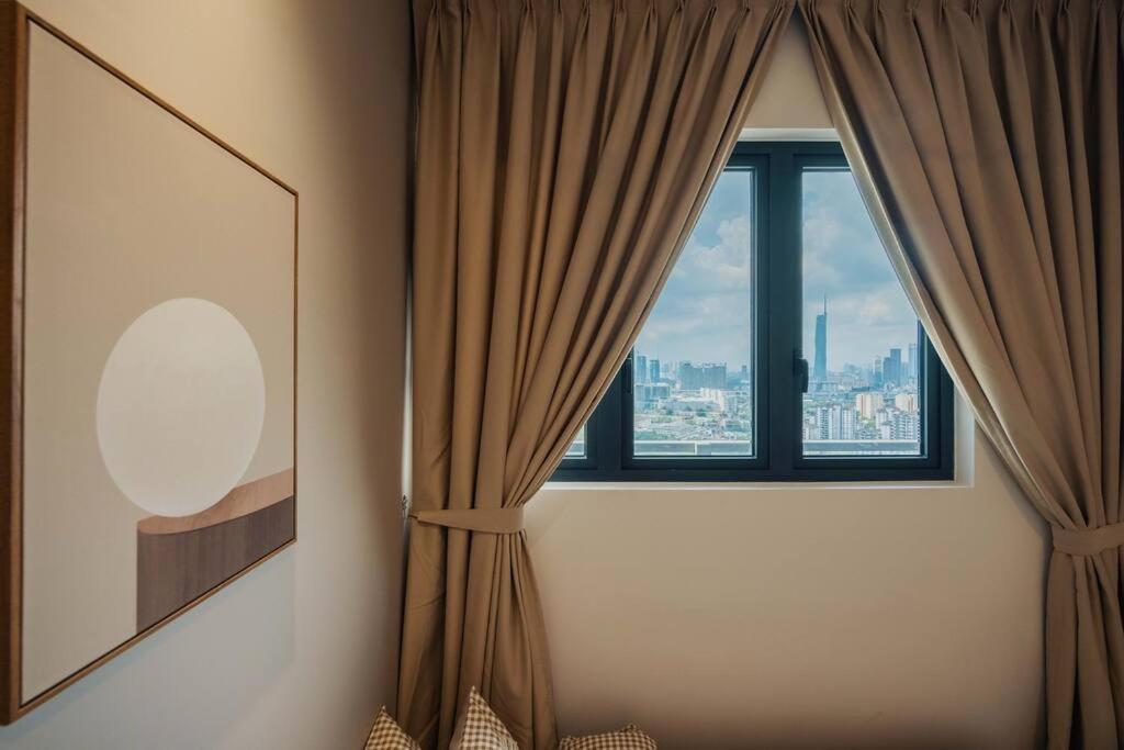 New! Cozy Muji 3br Near Sunway Velocity Near Aeon Maluri Mrt Apartment