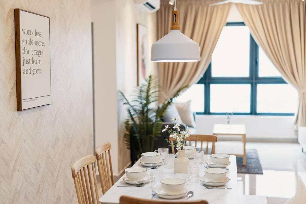 Pangsapuri New! Cozy Muji 3br Near Sunway Velocity Near Aeon Maluri Mrt